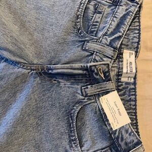 Hollister Women's Light Blue Boyfriend Jeans